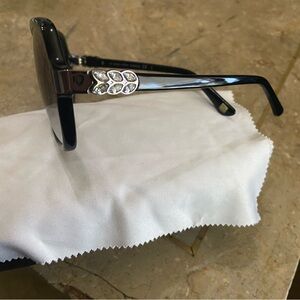 Authentic Sal’s fifth avenue sunglasses